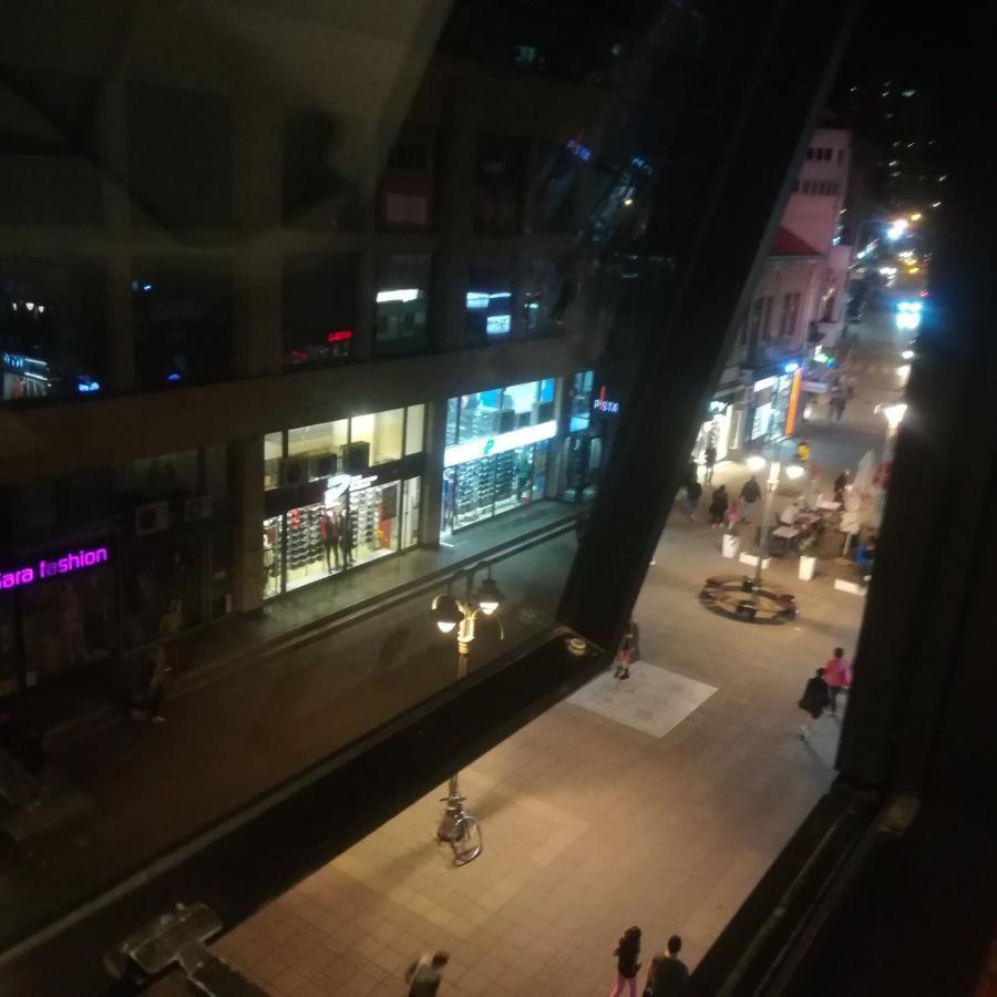 Apartamento Suvi Centar Ni Exterior foto