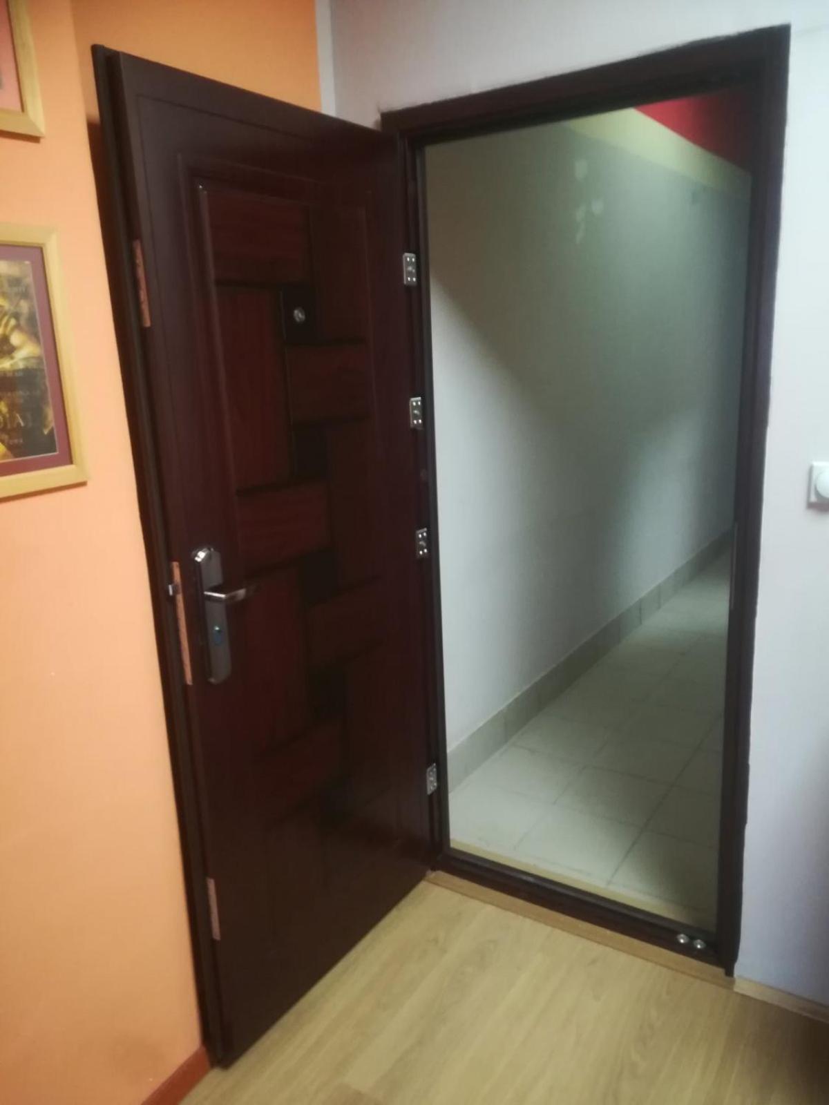 Apartamento Suvi Centar Ni Exterior foto